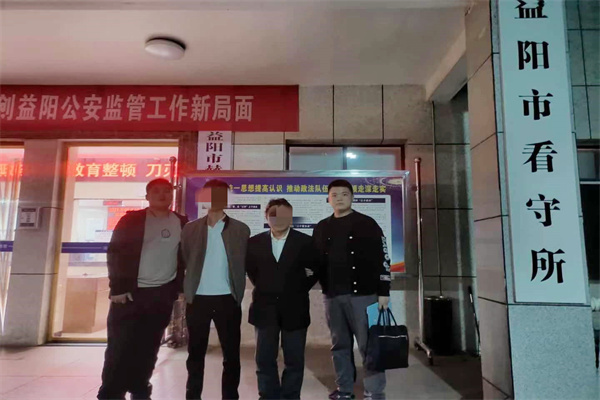 醉酒驾驶，这两人刚刚被刑拘！.jpg