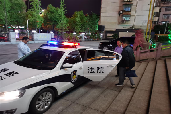 大祥区法院:严厉打击拒执犯罪不手软.png 大祥区法院:严厉打击拒执犯罪不手软.png