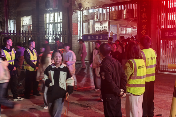 图片2.png 图片2.png