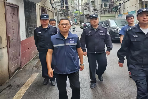 卷宗里的温度.png
