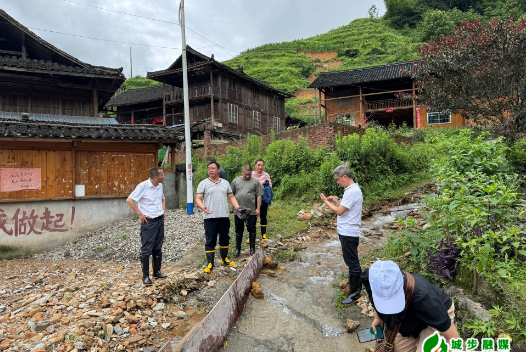 白毛坪镇：多维发力筑牢防汛减灾坚实屏障