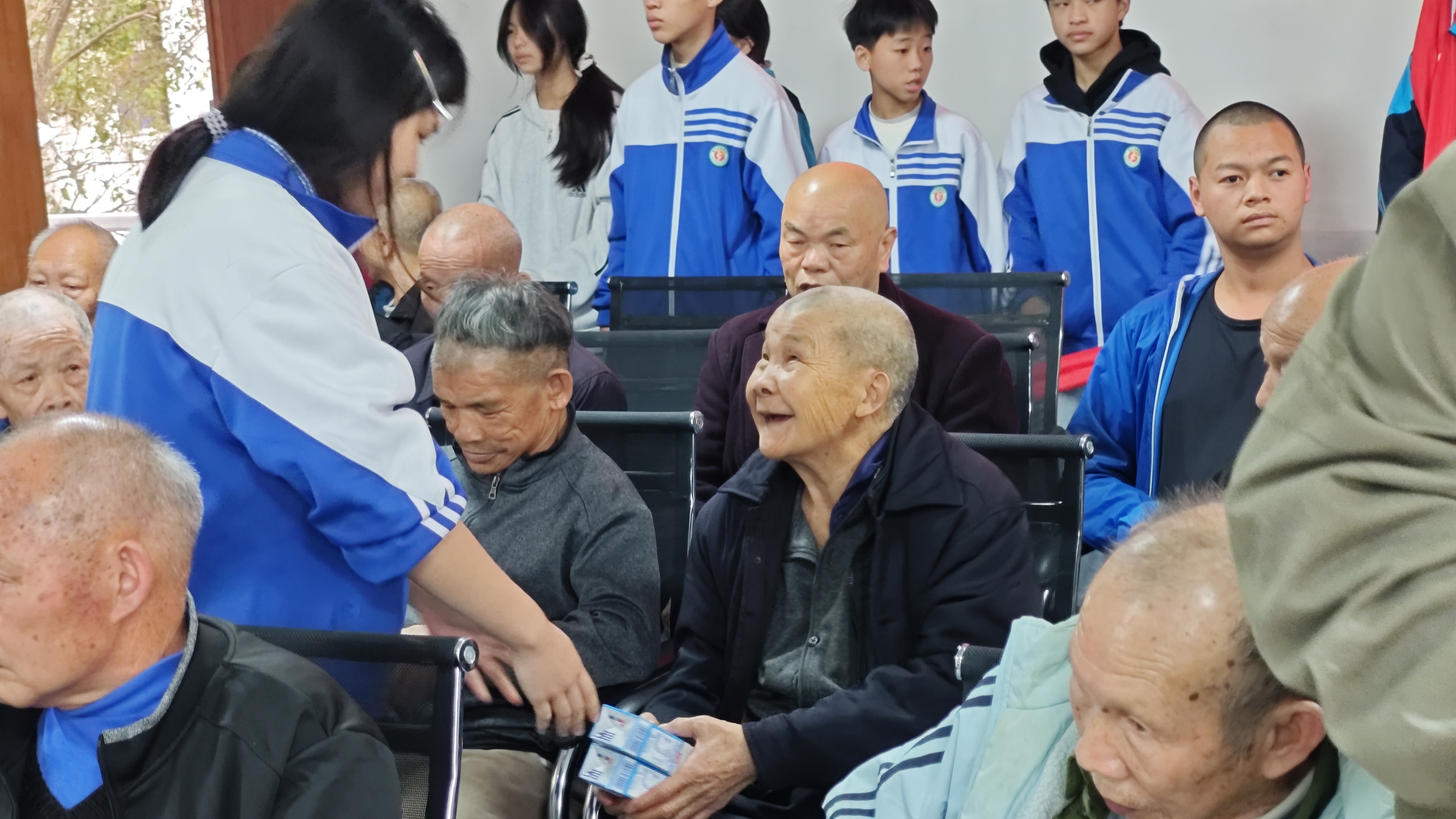 微信图片_20251030113348_812_363.jpg 微信图片_20251030113348_812_363.jpg