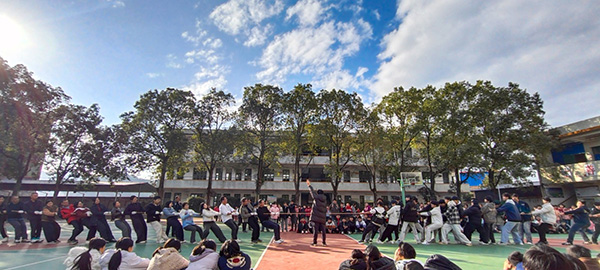 蓝山县各中小学:热血逐梦赛场 挥洒青春激情(五)2.jpg 蓝山县各中小学:热血逐梦赛场 挥洒青春激情(五)2.jpg