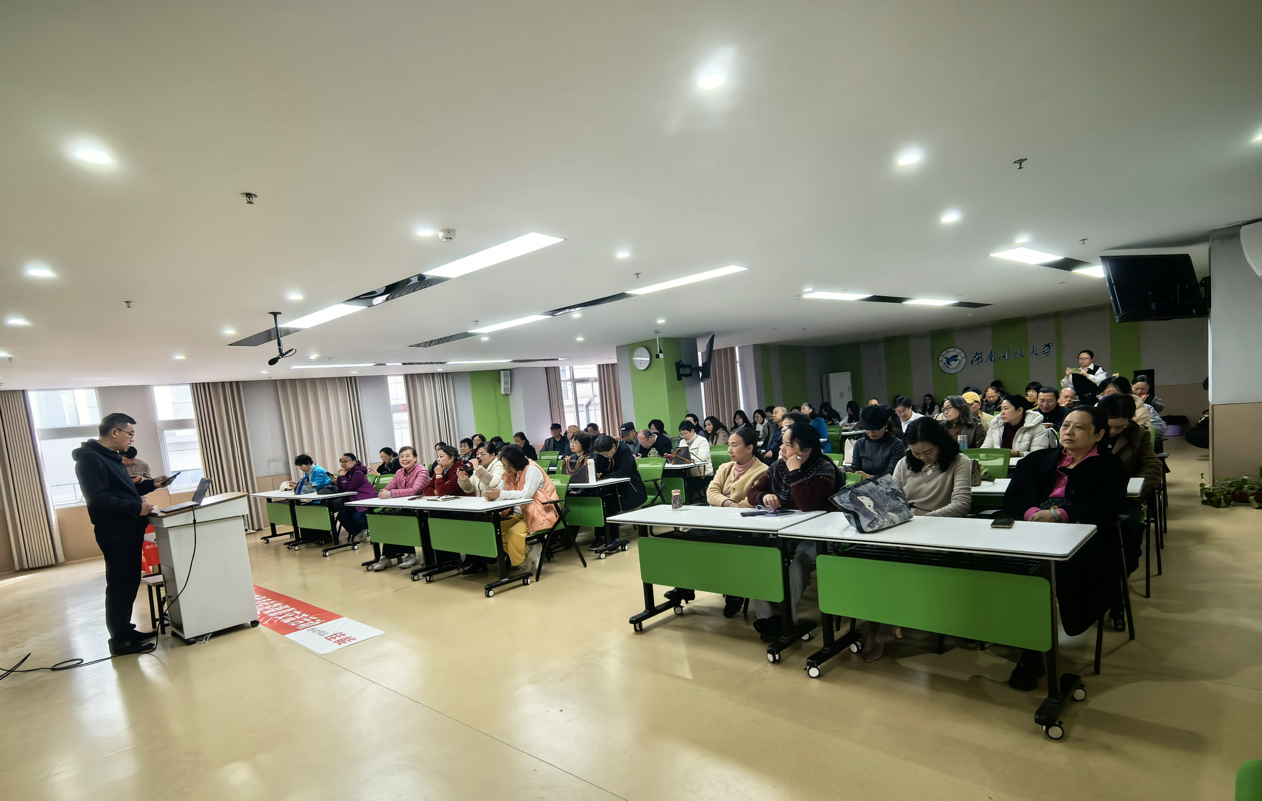 图片2.jpg 图片2.jpg