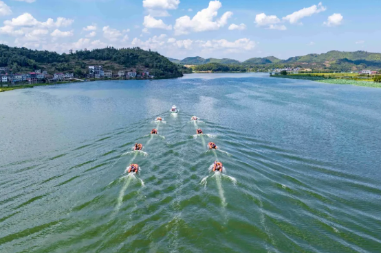 袁胜良现场调度湖南体育旅游节暨中国桨板超级联赛•第三届天子湖桨板公开赛筹备情况