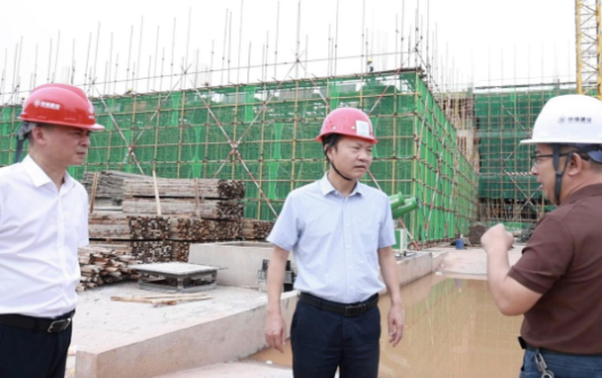 周玉祥督導(dǎo)重點(diǎn)項(xiàng)目安全生產(chǎn)工作