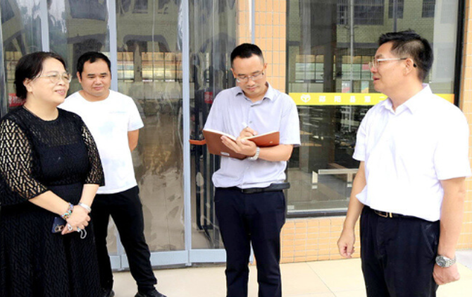 袁勝良督導(dǎo)檢查“雙節(jié)”前安全生產(chǎn)工作