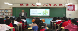 罗红斌： 扎根乡村教育40载 播下科技“种子”