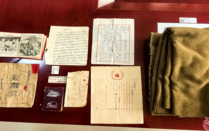 邵阳县籍抗美援朝老战士后人返乡捐赠10件珍贵老物件