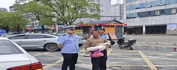 护航高考路 偶遇迷途人｜邵阳县交警温情护送迷路老人暖人心