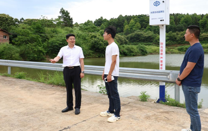 袁胜良到塘渡口镇调研督导防汛备汛和水库管护工作