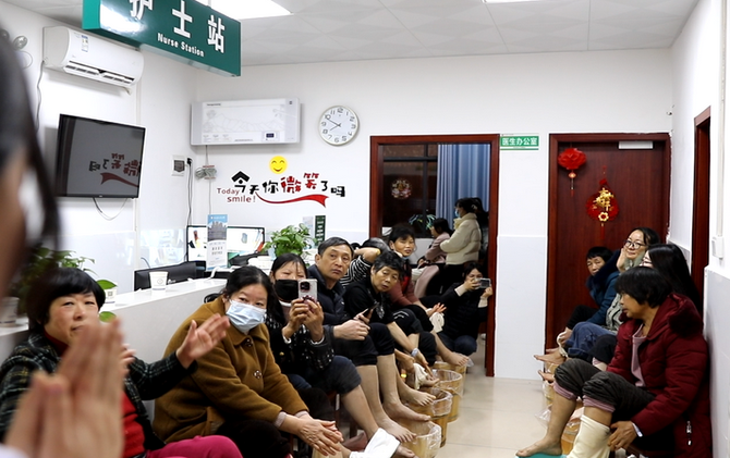 江永：免费养生专场 点亮健康夜生活