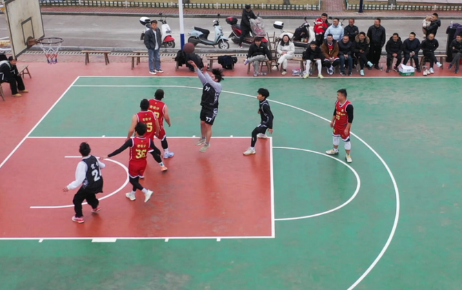 江永粗石江：以球会友迎新春 香柚之乡年味浓