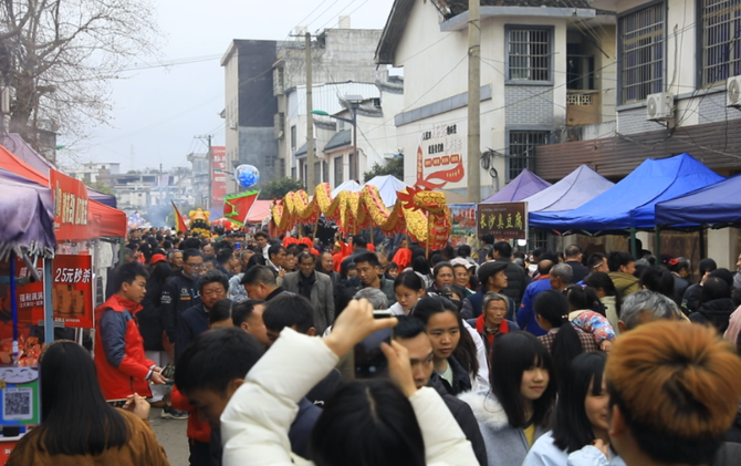 江永：千年赶鸟节迎客来 湘粤桂同胞共庆民俗盛会