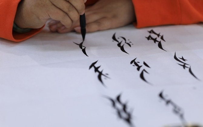 江永：守护“女书”根脉 着力打造高素质传承人队伍