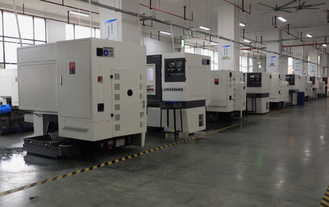 江永：节后复工复产企业马力全开