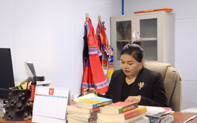 （走进“她”榜样）何容：扎根瑶乡兴产业 情系巾帼显担当