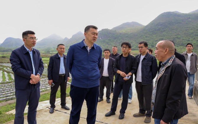 李群辉深入春耕备耕、防汛备汛和安全生产一线调研