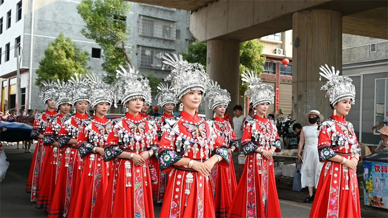 九龙巡江5.jpg 九龙巡江5.jpg