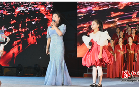 麻阳一中举办“青春绽放 艺彩飞扬”体艺周文艺汇演