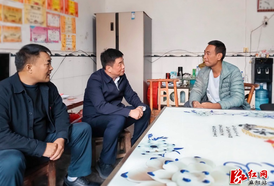 江涛调研督导巩固拓展脱贫攻坚成果同乡村振兴有效衔接工作时强调： 以更大力度更实举措推动巩固拓展脱贫攻坚成果上台阶、乡村全面振兴见实效