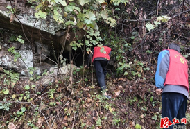 吕家坪镇“拉网式”排查废弃矿洞
