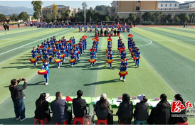 麻阳第二锦江小学大课间操比赛火了！非遗元素点亮少年风采