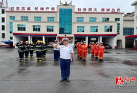 【身边的感动】孙海鹰：燃奉献之火 谱忠诚之歌