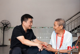 江涛调研学习教育、乡村振兴工作并看望慰问市派驻村工作队及困难党员、老党员