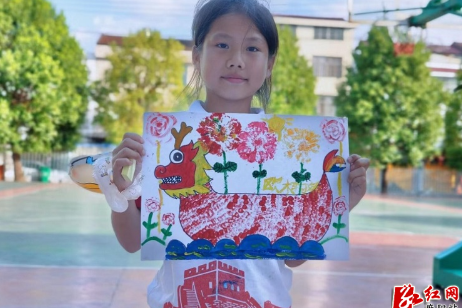 绘声绘色，绘出苗乡孩童龙船梦