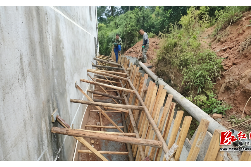 高村镇栗坪村：精准施策整治切坡建房隐患 筑牢群众安全防线