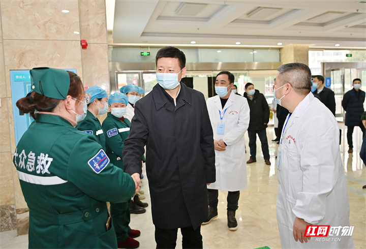 王洪斌开展节前走访慰问并督导安全生产和疫情防控工作