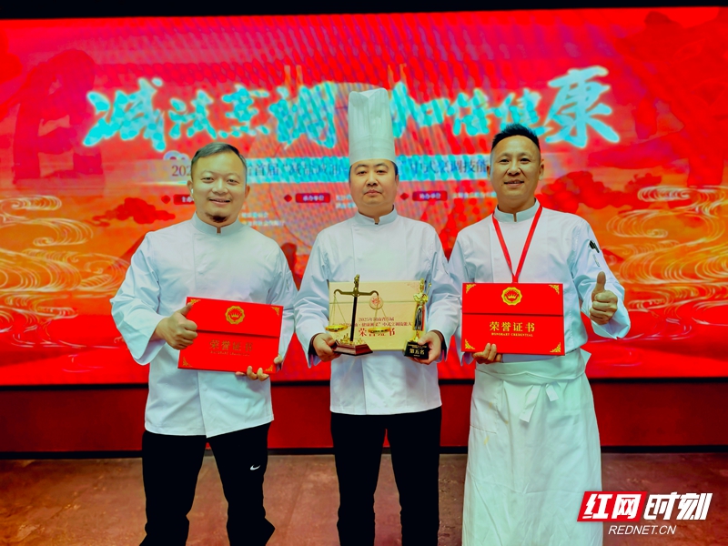 微信图片_20251107171850_411_220.jpg 微信图片_20251107171850_411_220.jpg