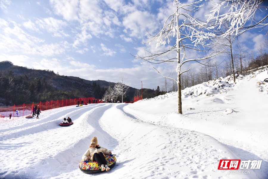 河北张家界滑雪场图片