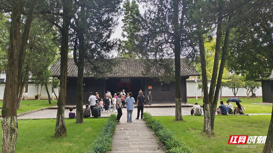微信图片_20251003174736_50_75_副本.jpg