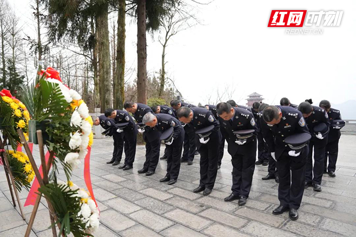 图片3.jpg 图片3.jpg