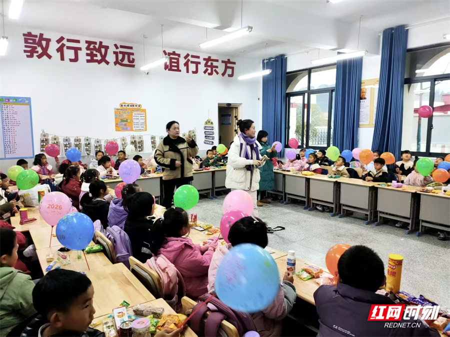 dc35f79122cbc7d315a55fff6c32a9f5.jpg dc35f79122cbc7d315a55fff6c32a9f5.jpg