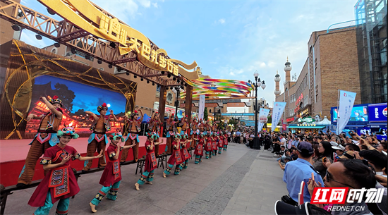 演出大景 (2).png 演出大景 (2).png