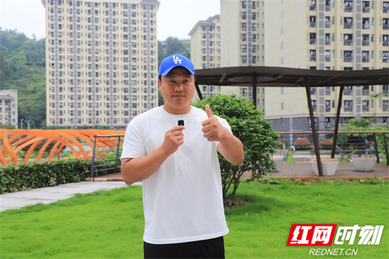 张家界学院体育与健康学院教师谢创 李晴摄.jpg 张家界学院体育与健康学院教师谢创 李晴摄.jpg