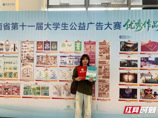 合影.jpg 合影.jpg