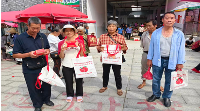 武阳镇：普法宣传进集市 凝心聚力促民族团结