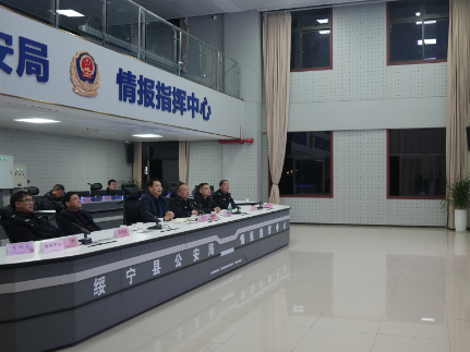 向国胜调度烟花爆竹管控工作