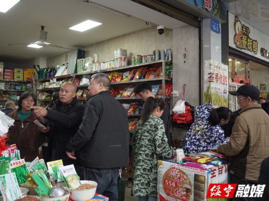 绥宁：备足农资保供应 凝心聚力助春耕