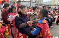 长征路社区多形式开展重阳节活动 温情暖意满金秋