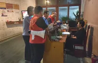 乐安铺乡开展“利剑护蕾”夜巡整治行动