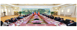 独家视频丨习近平同俄罗斯总统普京会谈