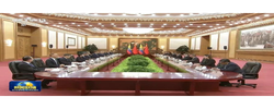 习近平同厄瓜多尔总统诺沃亚会谈
