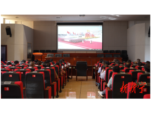 新宁：社会各界收听收看九三盛大阅兵