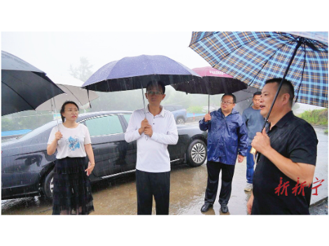 彭洪兵督导检查突出生态环境问题排查整治工作