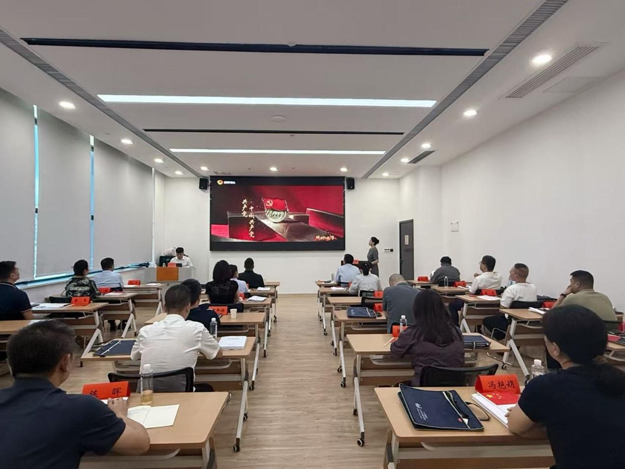 图片17.jpg